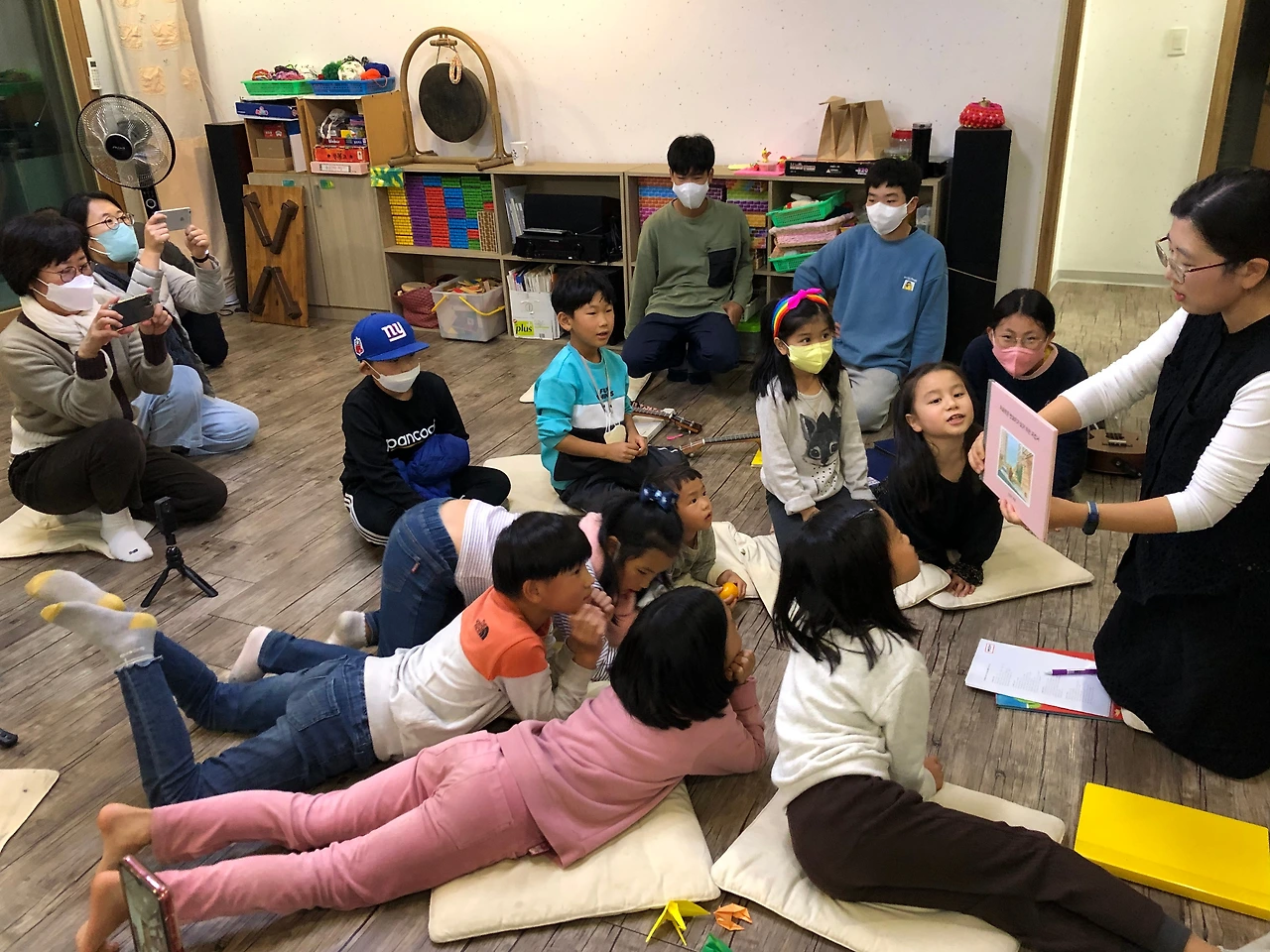 48 산울 꼬평 그림책이 궁금해.JPG