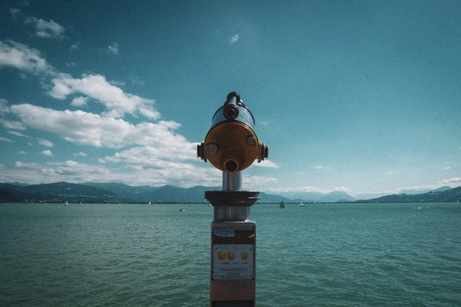 photo-1596902973151-97ab6561f364.jpg?type=w1