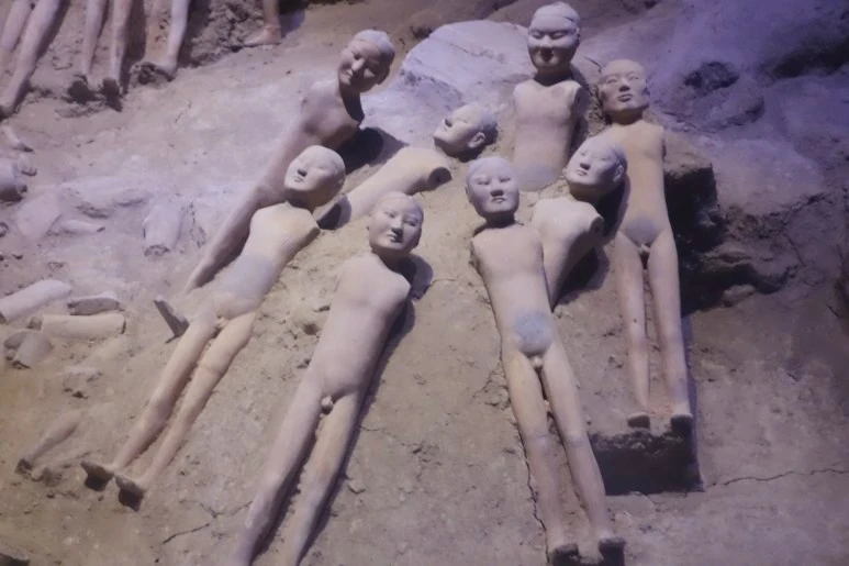 수정_양릉_병마용_확대.jfif