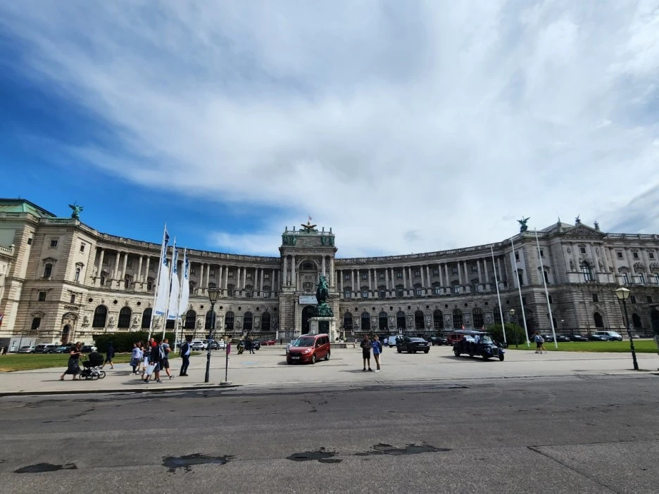 KakaoTalk_20230727_170116764_18.jpg?type=w1