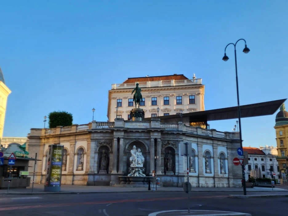 KakaoTalk_20230727_170116764_24.jpg?type=w1