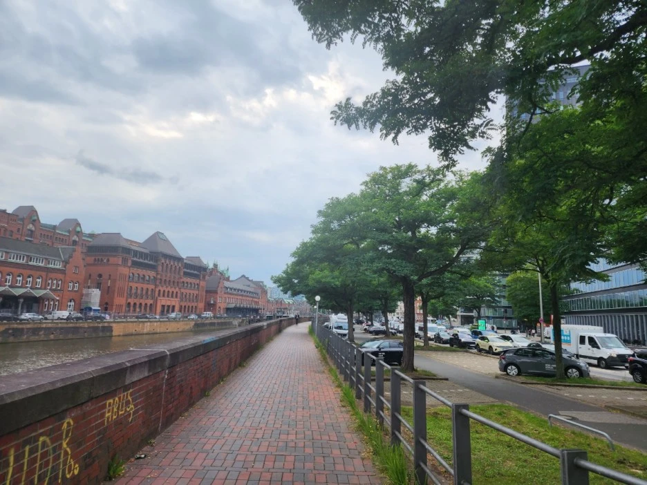 KakaoTalk_20230831_214146294_25.jpg?type=w1