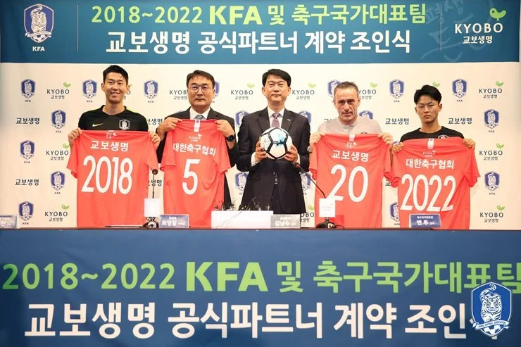 kfa_%ED%8A%B8%EC%9C%84%ED%84%B0.jpg?type=w1200