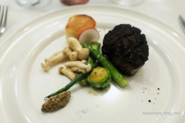 DSCF9980.jpg?type=w2