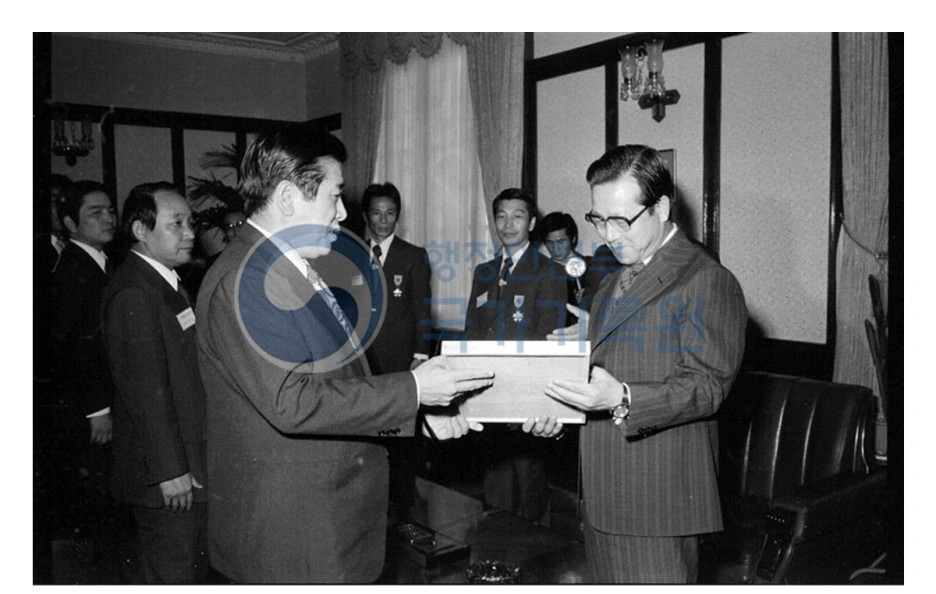 %EA%B9%80%EC%9A%B4%EC%9A%A9_%EA%B9%80%EC%A2%85%ED%95%84_1.png?type=w1