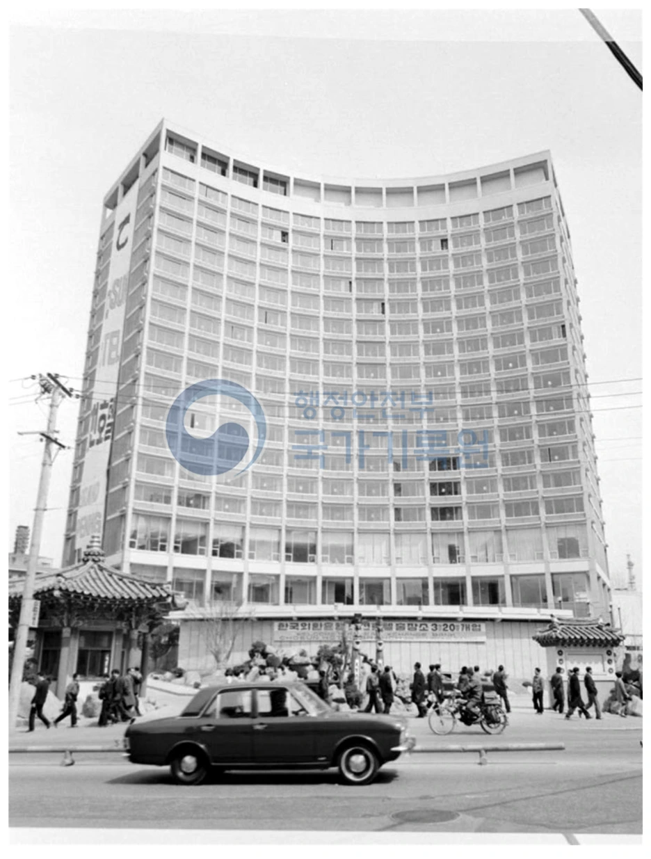 %EC%A1%B0%EC%84%A0%ED%98%B8%ED%85%94%EC%A0%84%EA%B2%BD_1.png?type=w1