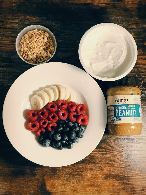 ingredients_fruits parfait.jpeg