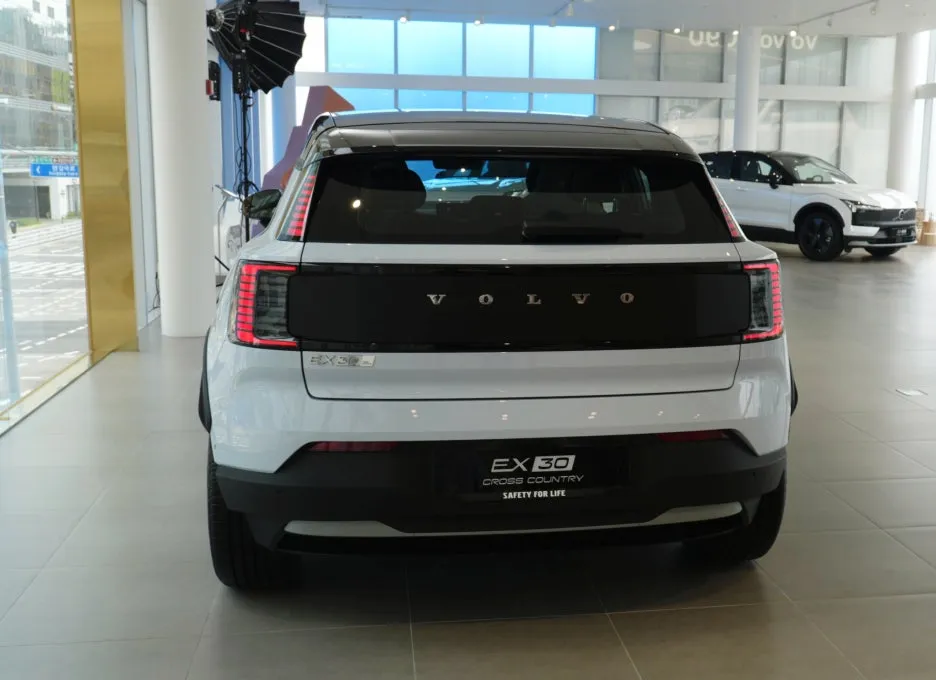 SE-6560fcab-8130-4e71-b0a1-542a6ecded0d.jpg?type=w1