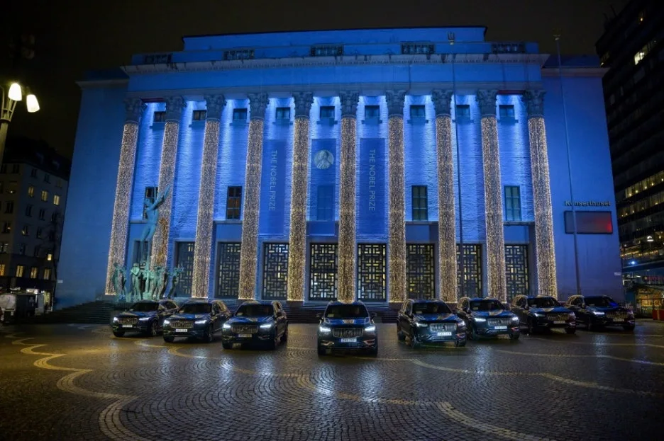 %EC%82%AC%EC%A7%84%EC%9E%90%EB%A3%8C1_%EB%B3%BC%EB%B3%B4%EC%9E%90%EB%8F%99%EC%B0%A8,_%EC%8A%A4%EC%9B%A8%EB%8D%B4_%EC%8A%A4%ED%86%A1%ED%99%80%EB%A6%84%EC%97%90%EC%84%9C_%EA%B0%9C%EC%B5%9C%EB%90%98%EB%8A%94_%E2%80%98%EB%85%B8%EB%B2%A8_%EC%9C%84%ED%81%AC(Nobel_Week_2024)%E2%80%99_%EA%B3%B5%EC%8B%9D_%ED%8C%8C%ED%8A%B8%EB%84%88_%EC%B0%B8%EC%97%AC.jpg?type=w1