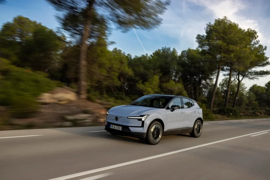 318857_Volvo_EX30_Cloud_Blue_Exterior.jpg?type=w1