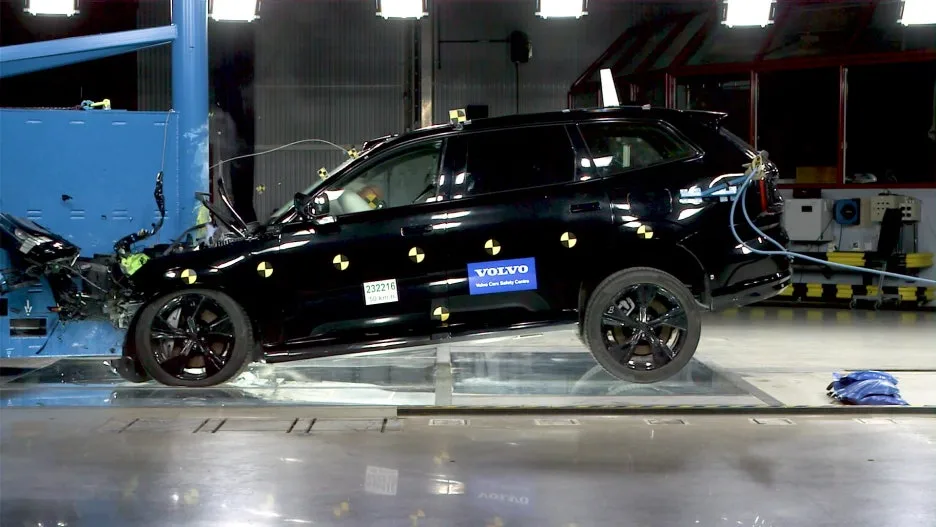 Volvo_EX90_Crash_Test.jpg?type=w1