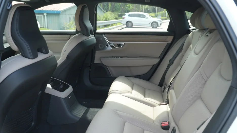 DSC00530.JPG?type=w1