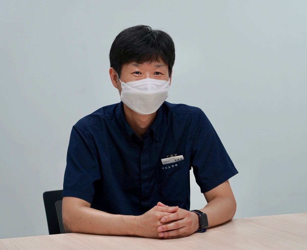 DSC06553 (1)small size.jpeg