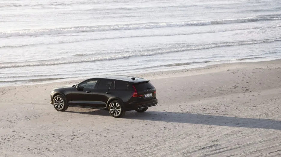 %EB%B3%BC%EB%B3%B4_V60_%ED%81%AC%EB%A1%9C%EC%8A%A4%EC%BB%A8%ED%8A%B8%EB%A6%AC_%EC%99%B8%EA%B4%80(8).jpg?type=w1