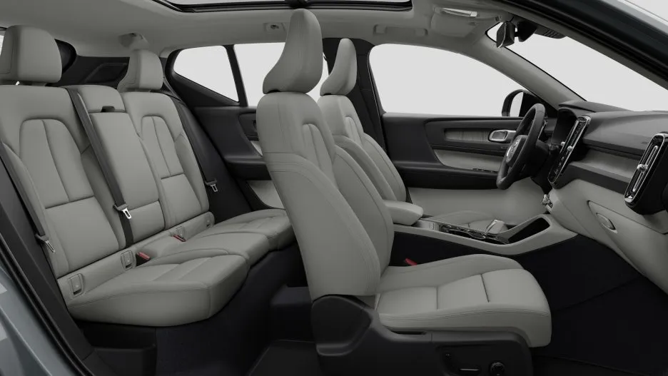 XC40_%EC%9D%B8%ED%85%8C%EB%A6%AC%EC%96%B4_1.jpg?type=w1