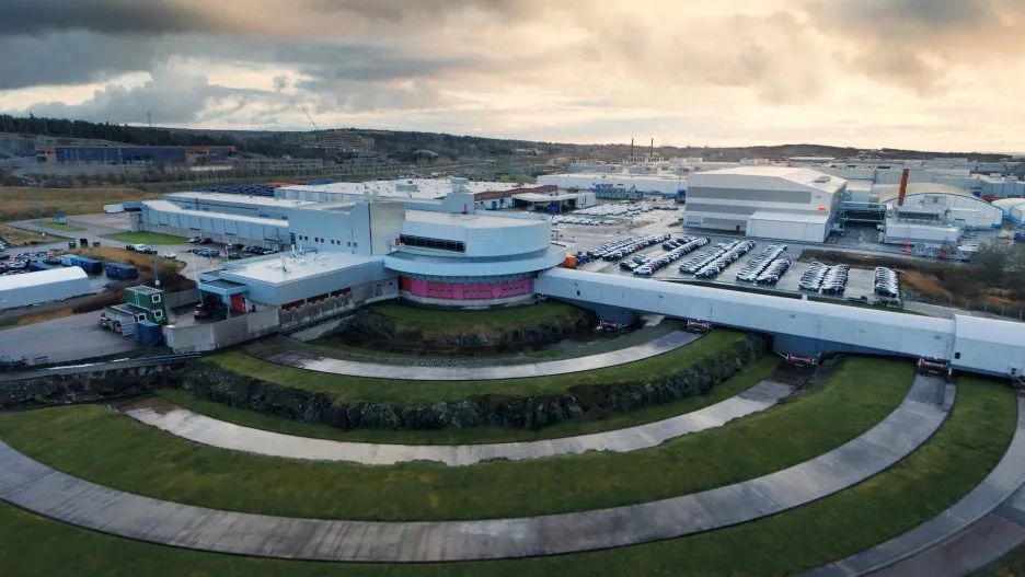 349744_Volvo_Cars_Safety_Centre_Crash_Lab.jpg?type=w1