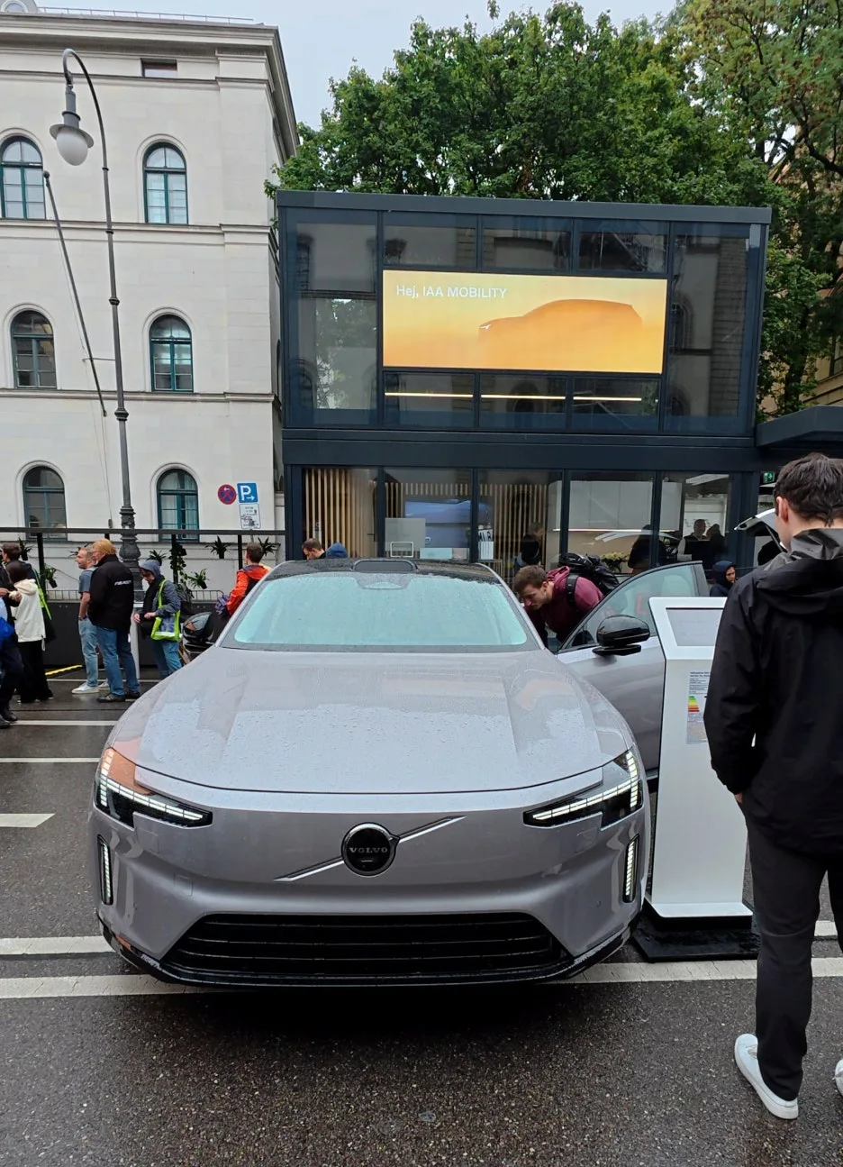 SE-700e51f5-7da0-4c64-acef-de9710ddb6cd.jpg?type=w1