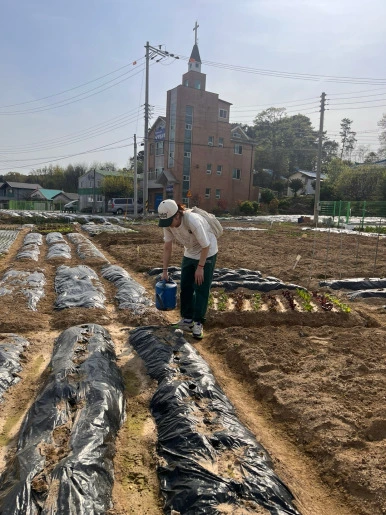 AJQU_xBRsRXBByojv7kXEpYTaCE