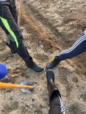 qcBs8zvu143bPjc-8b18e9TkgZo