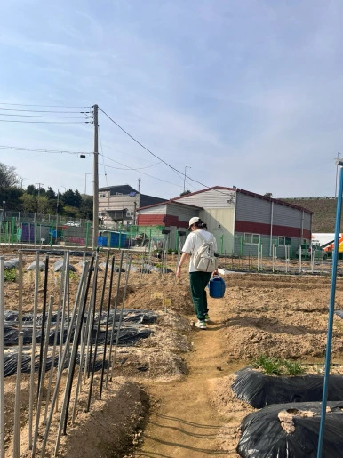 CAlQNLtc3y1NPdT0ZAEOj2ci4WI