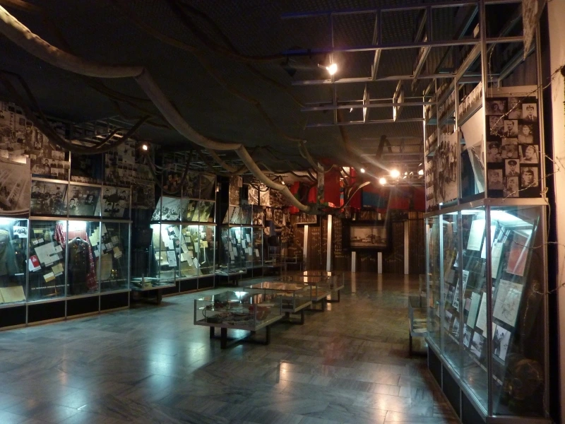 inside-the-museum-december.jpg?type=w800