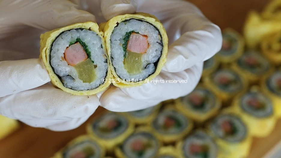 SE-01defa1b-dc50-49f1-9ce7-db29d53f1070.jpg?type=w1