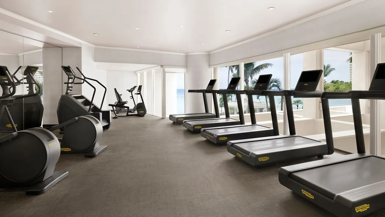 wi-gumwi-westinworkout-36804:Wide-Hor?wid=1336&fit=constrain