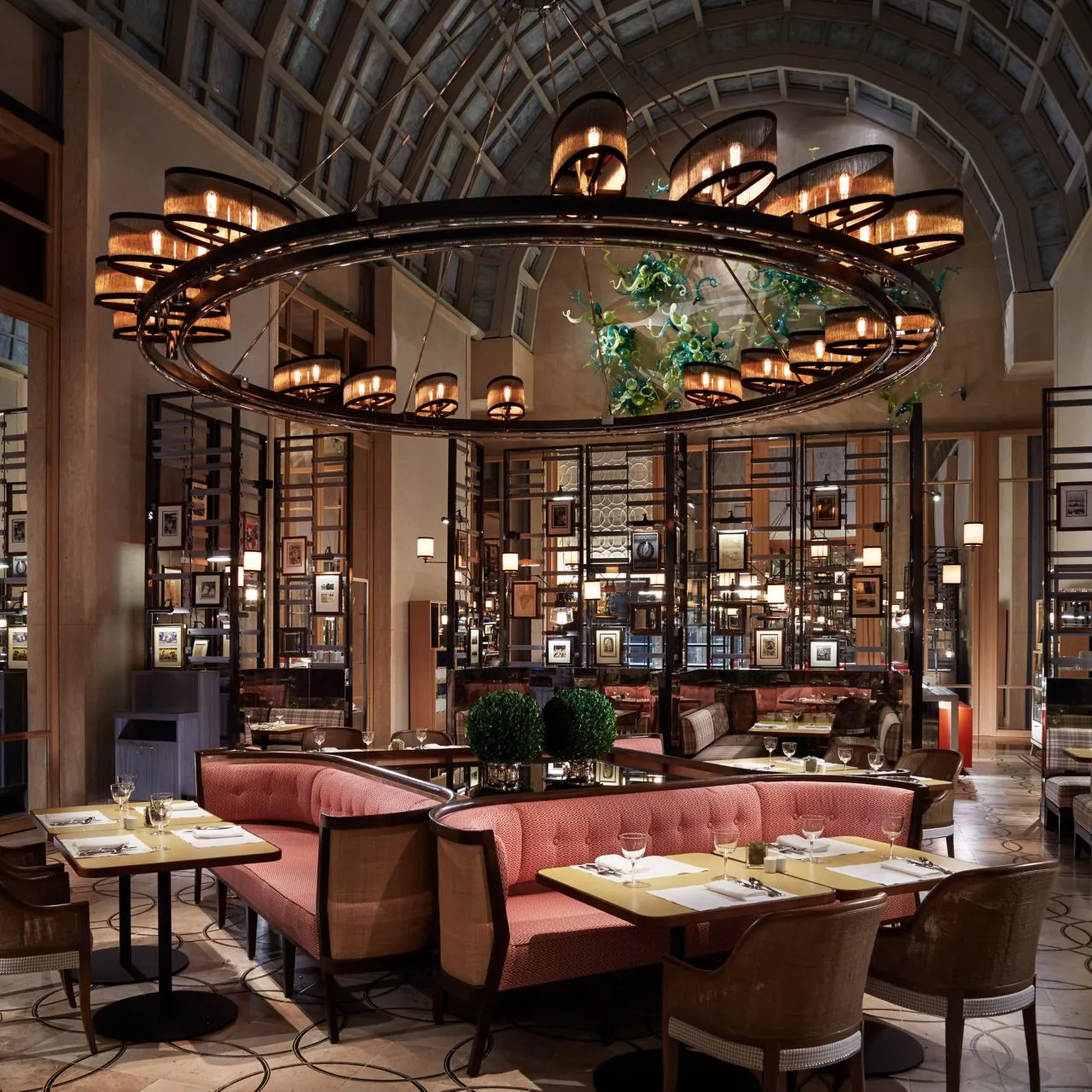 colony-dining-overall_1:Square?wid=1280&fit=constrain