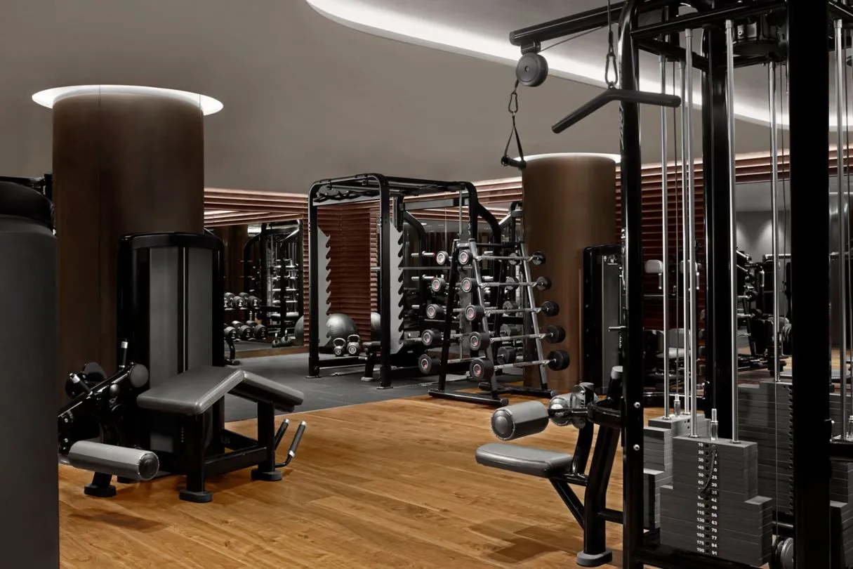 rz-sinrz-fitness-centre-19745:Classic-Hor?wid=1215&fit=constrain