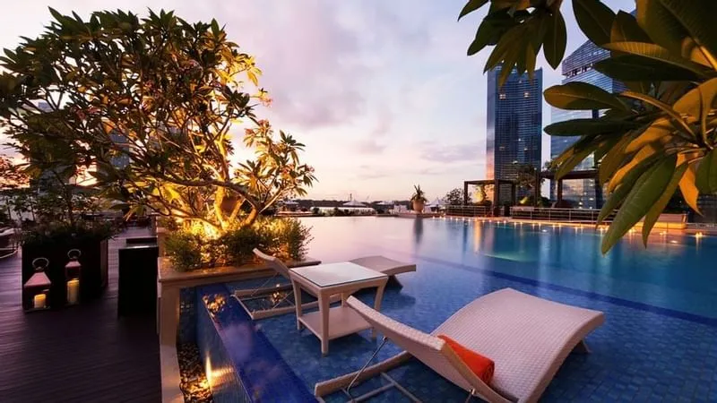 02-rooftop01-1-orig_wide.jpg?crop=71%2C0%2C958%2C539&width=800