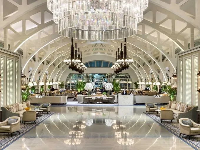 the-clifford-pier-12_standard.jpg?crop=478%2C0%2C944%2C708&width=680