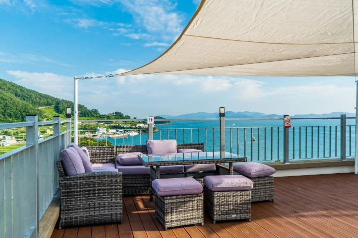 %EB%A3%A8%ED%94%84%ED%83%91_3.png?type=w1