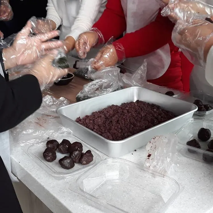 45529088_330886414407788_9084139817636525312_n_r4k3no.jpg?type=w1