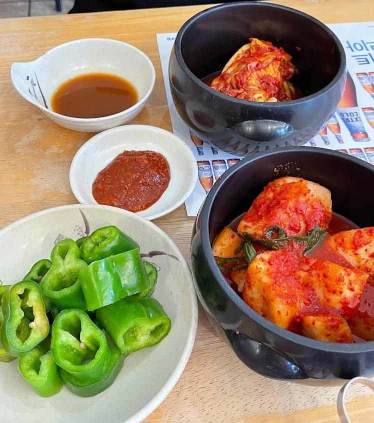 AF1QipOAD5JOBjFAm0Lig2gT5Gw-hCYsksNdrOa70uBBs1360-w1360-h1020