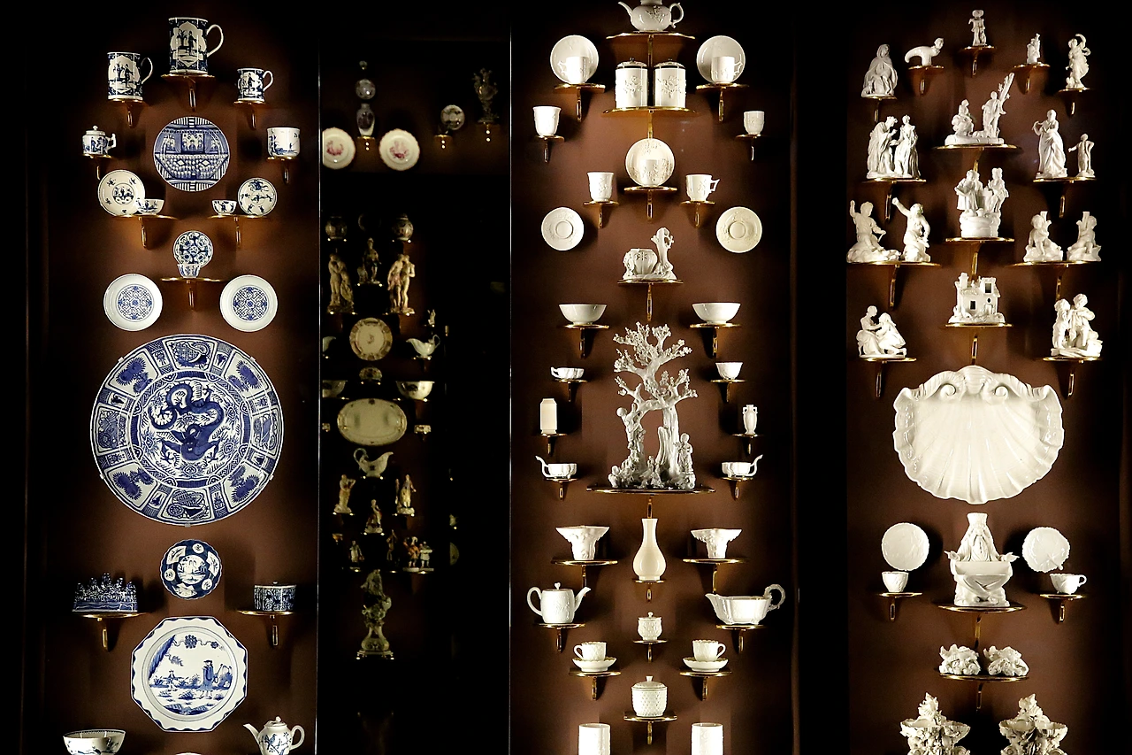 포슬린 룸 일부.JPG