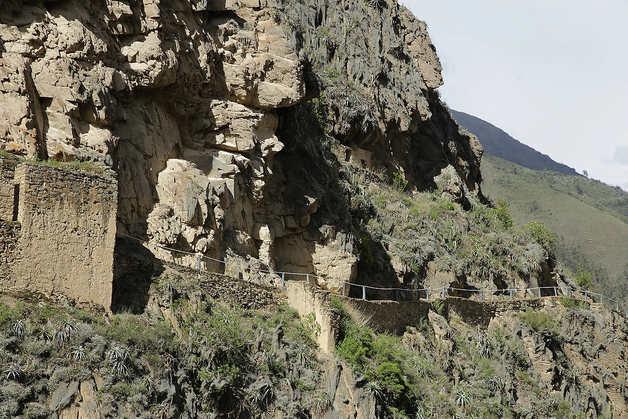 20 공용저장창고로 가는 길.JPG