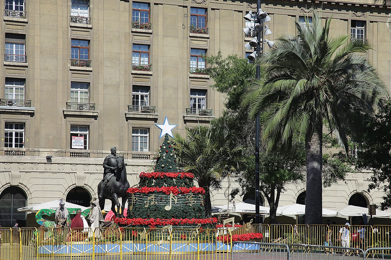 3 발디비아 기마상.JPG