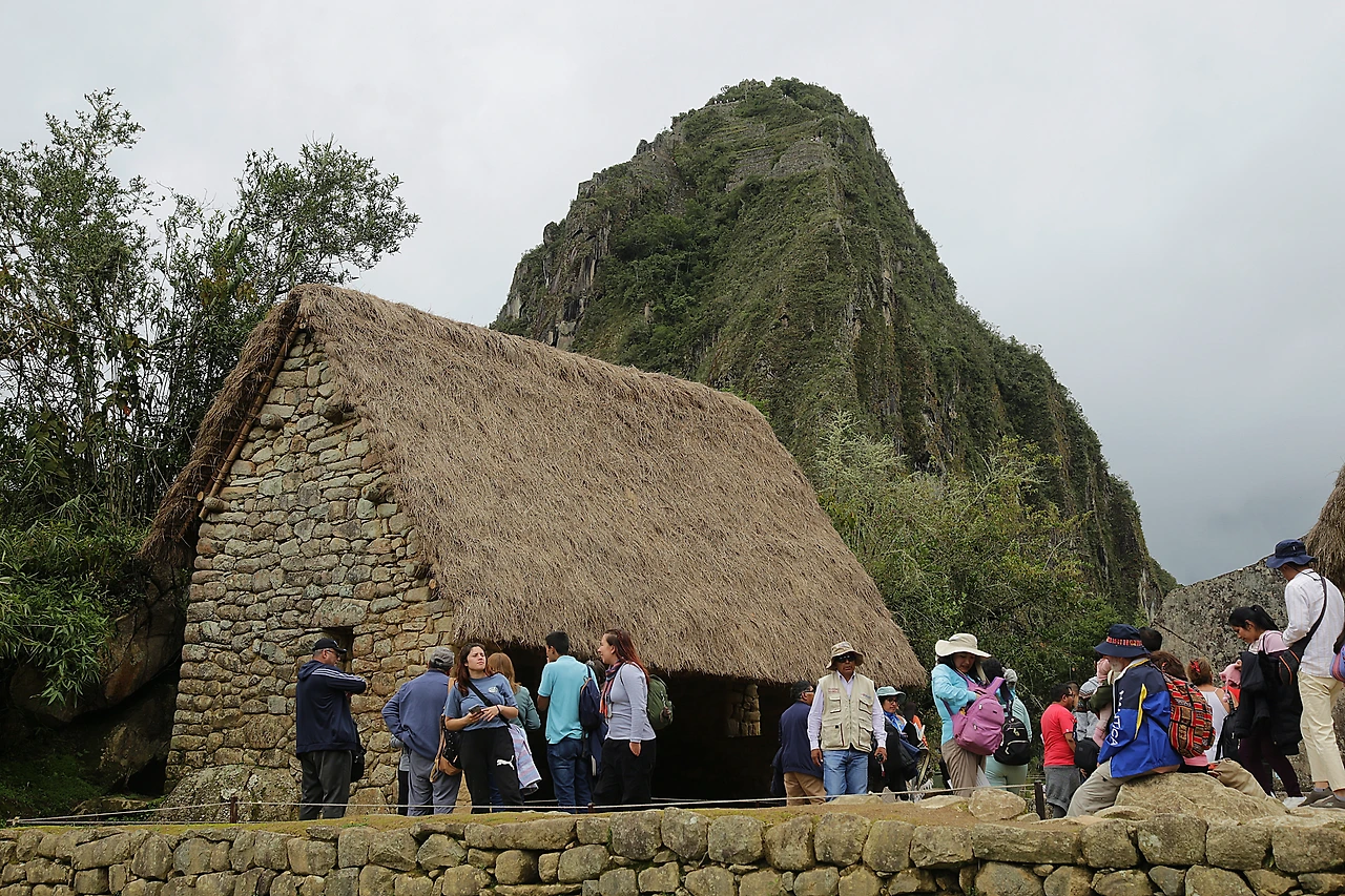 29 재현 가옥과 달의 신전.JPG