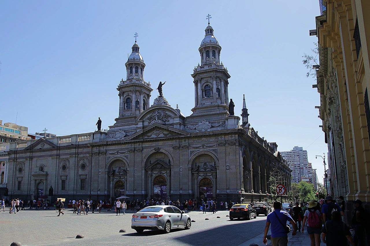 14 1541년 발디비아가 산티아고 건설 당시 건립이 시작된 대성당.JPG