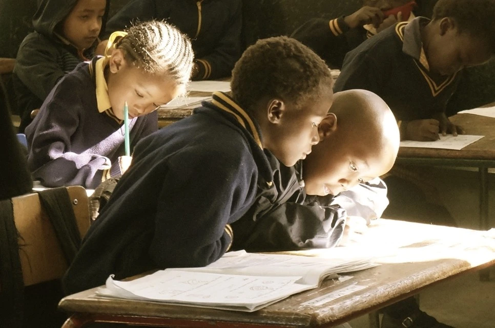 person-people-africa-child-conversation-classroom-957170-pxhere.com.jpg?type=w966