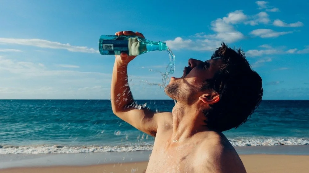 thirsty-man-937395_1920.jpg?type=w1200