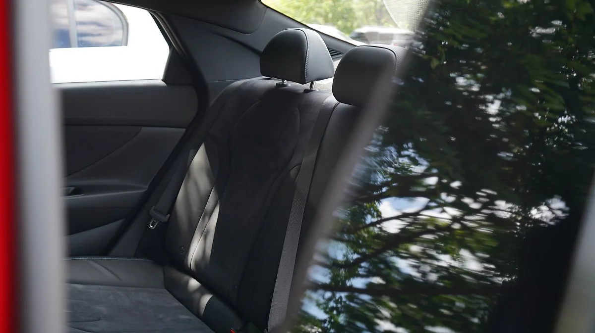 FL_03992.JPG?type=w1200