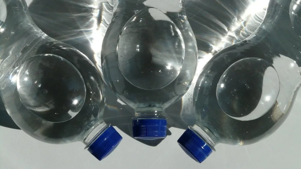 bottles-60478_1920.jpg?type=w1200