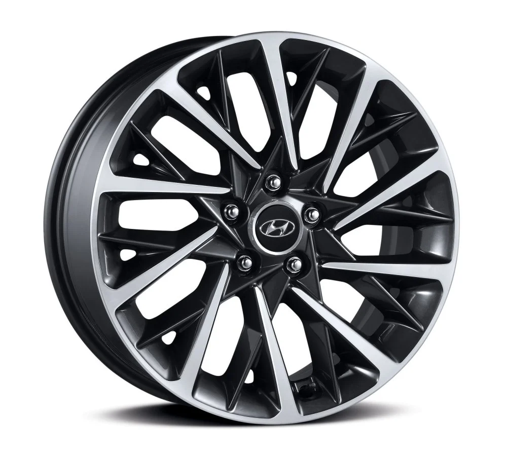 bat11ch_DN8_EXTERIOR_18_INCH_ALLOY_WHEEL.jpg?type=w1200