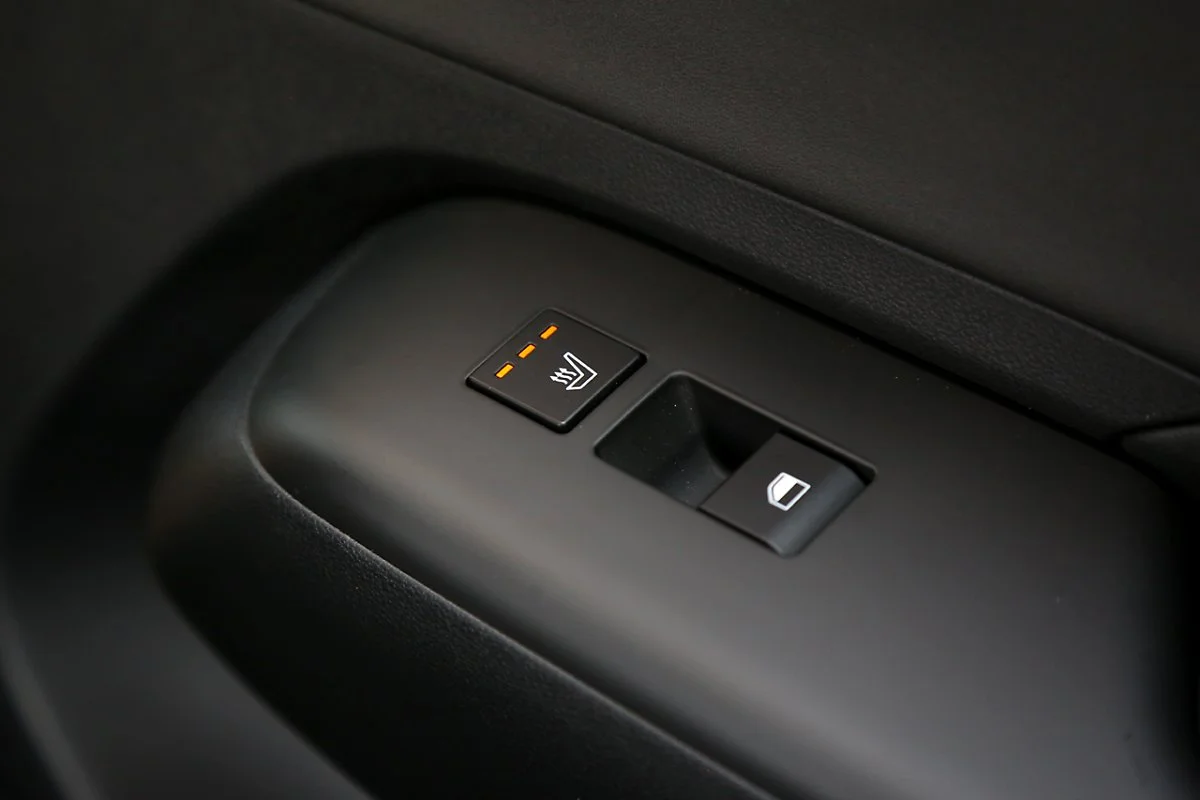 A_%28101%29.JPG?type=w1200