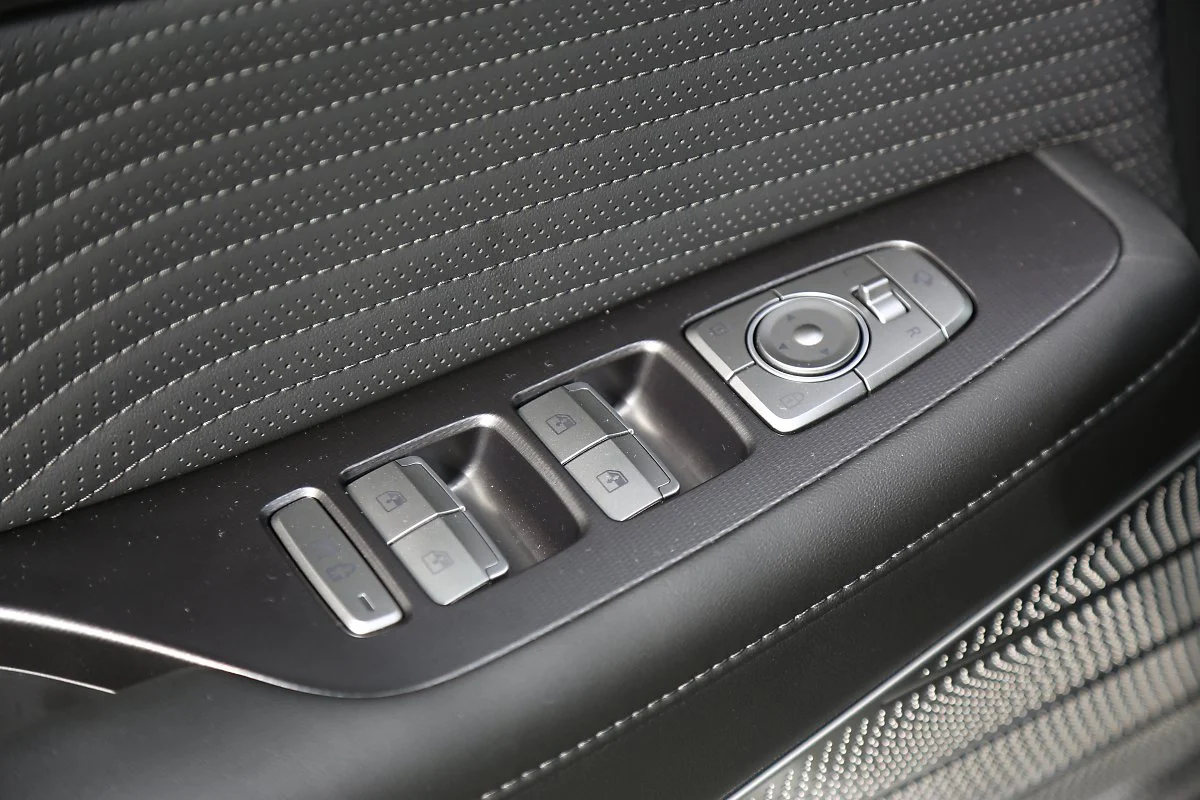 K46A3074.JPG?type=w1200