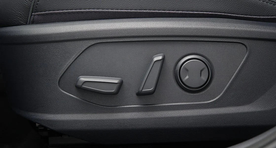 driver8wayseat.jpg?type=w1200