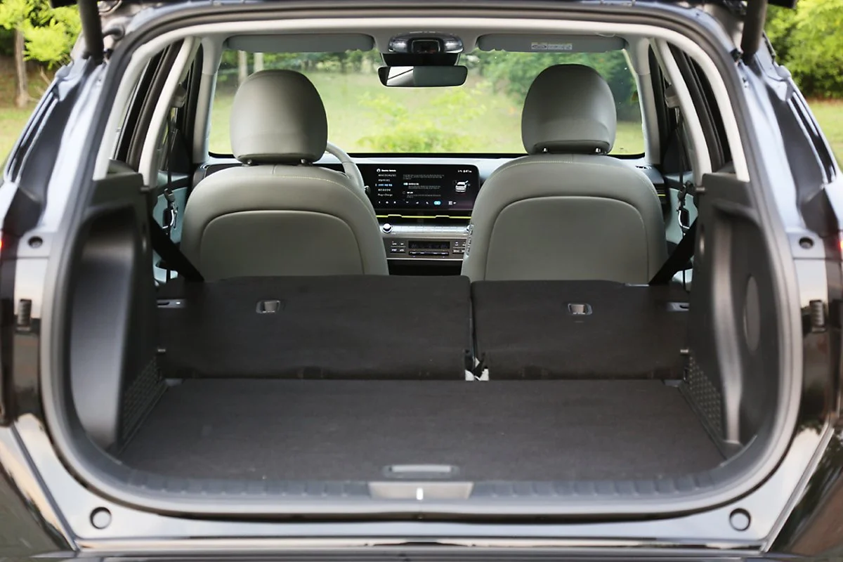 KONA_EV_%28111%29.JPG?type=w1200