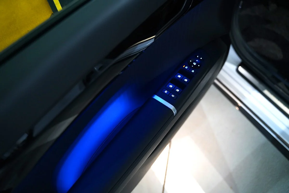 a_%2845%29.JPG?type=w1200