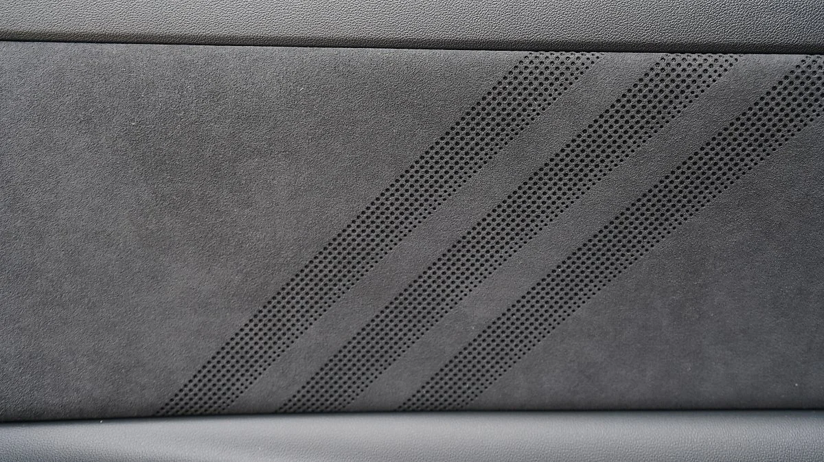 FL_03999.JPG?type=w1200